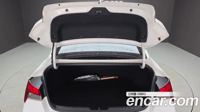 Hyundai Avante CN7 — Фото автомобиля 25