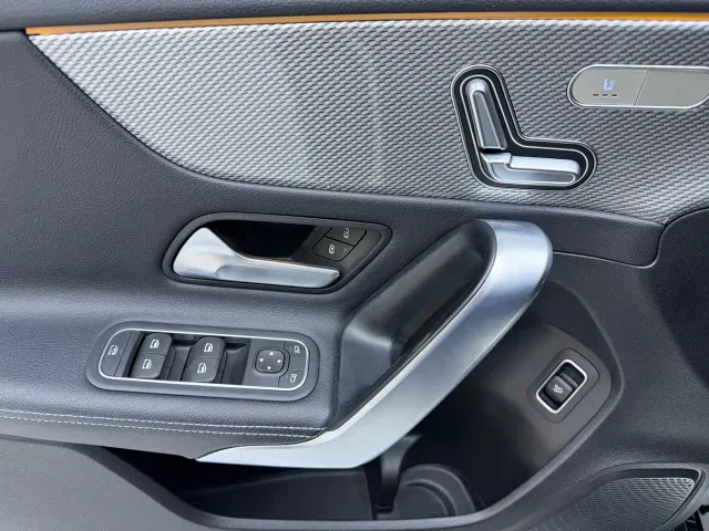 Mercedes-Benz A-Class — Фото автомобиля 8