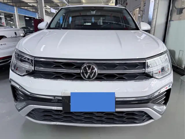 Volkswagen Tharu — Фото автомобиля 2