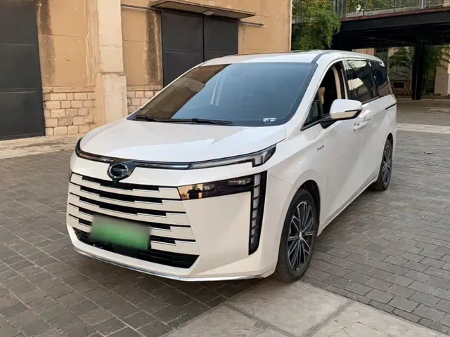 Фотография автомобиля — GAC Trumpchi E8