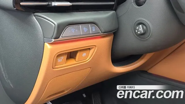 Genesis GV80 — Фото автомобиля 27