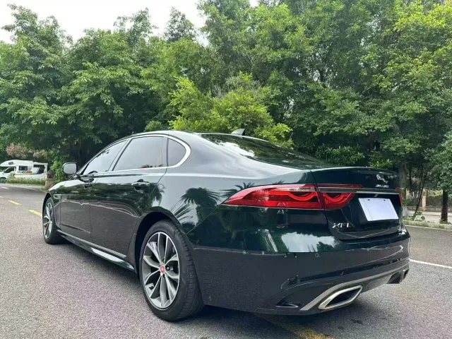 Jaguar XFL — Фото автомобиля 7