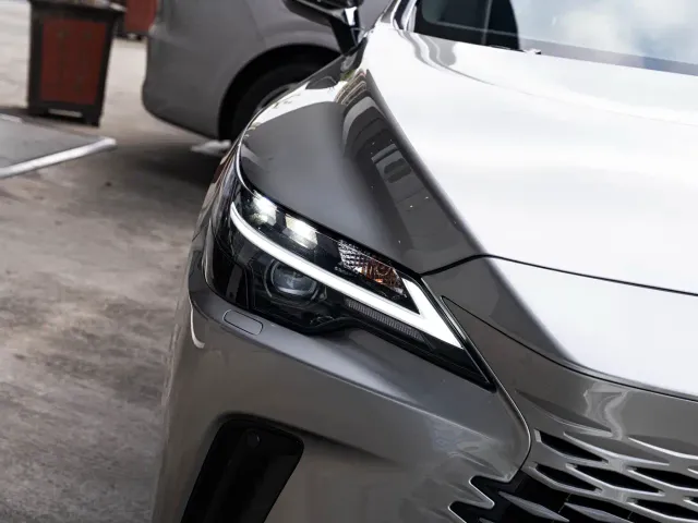 Lexus RX — Фото автомобиля 6