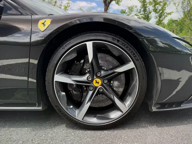 Ferrari SF90 — Фото автомобиля 28