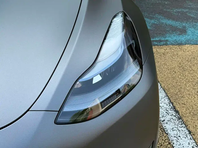 Tesla Model Y — Фото автомобиля 7