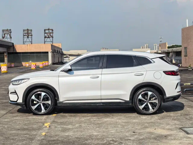 BYD Song PLUS — Фото автомобиля 4