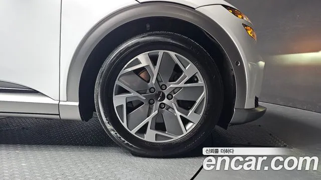 Genesis GV60 — Фото автомобиля 6
