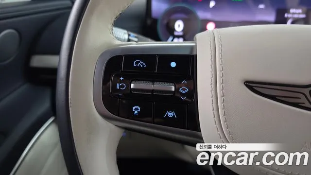 Genesis GV80 — Фото автомобиля 23