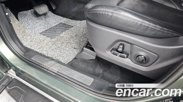 KG_Mobility_Ssangyong Rexton Новый Rexton Sport Дизель 2.2 4WD — Фото автомобиля 30