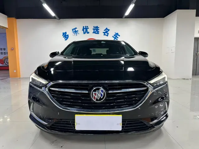Buick LaCrosse — Фото автомобиля 2