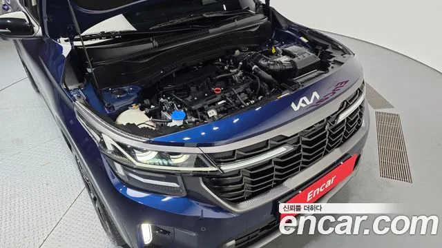 Kia Seltos Бензин 1.6 турбо 2WD — Фото автомобиля 6