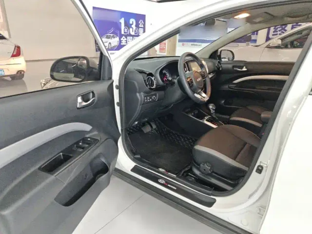 Kia KX1 — Фото автомобиля 15