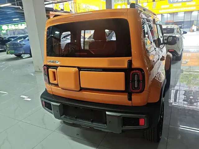 Baojun Yep — Фото автомобиля 6