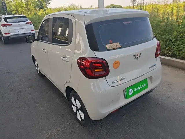 Wuling Hongguang Mini EV — Фото автомобиля 4