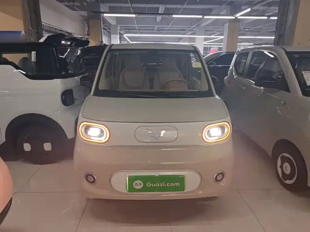 Wuling Hongguang Mini EV — Фото автомобиля 2