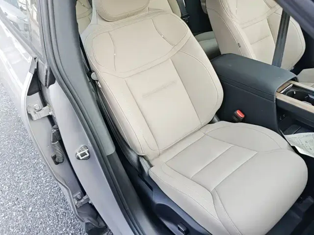 Volvo XC70 Plug-in Hybrid — Фото автомобиля 24