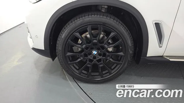 BMW X5 — Фото автомобиля 5