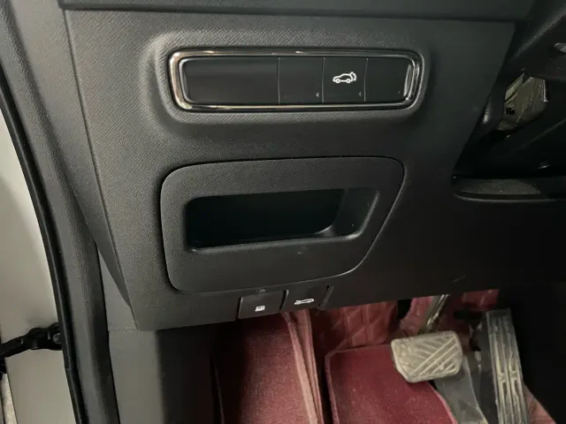 GAC Trumpchi M8 — Фото автомобиля 26