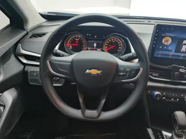 Chevrolet Orlando — Фото автомобиля 15