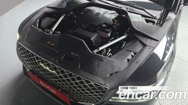 Genesis G80 Бензин 2.5 турбо AWD — Фото автомобиля 4