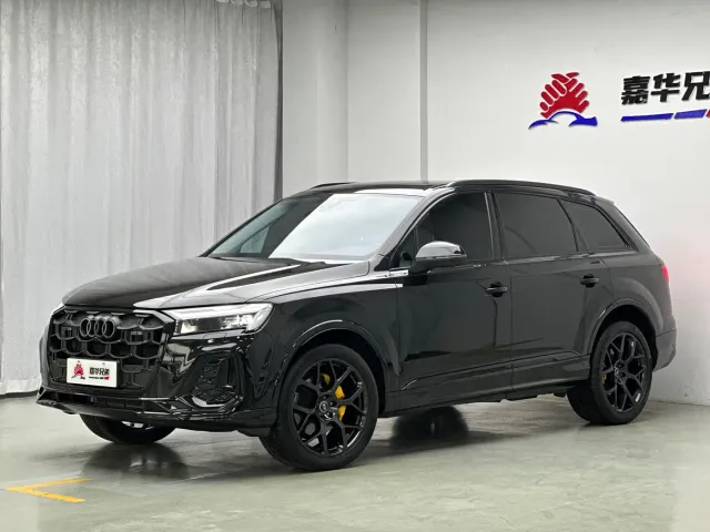 Фотография автомобиля — Audi Q7