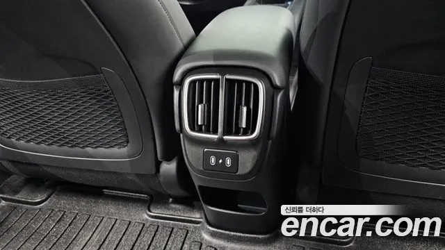 Hyundai Ioniq 6 — Фото автомобиля 28