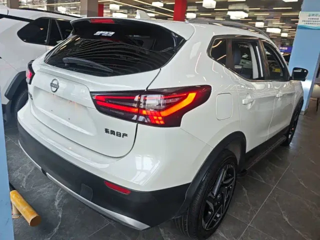 Nissan Qashqai — Фото автомобиля 6