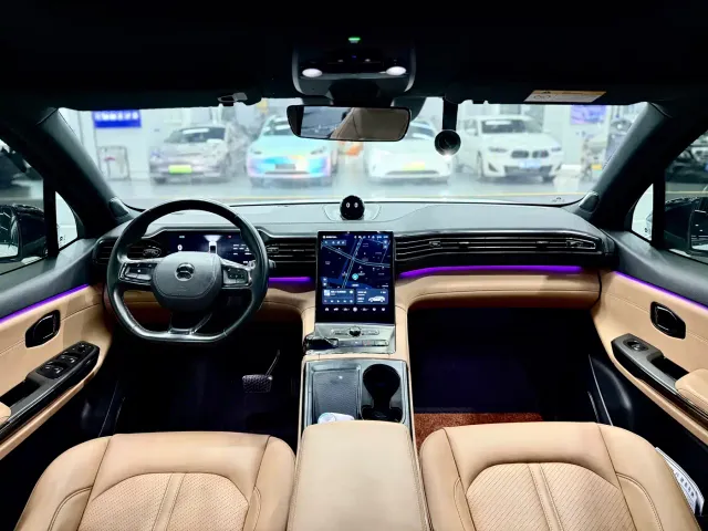 Nio ES6 — Фото автомобиля 10