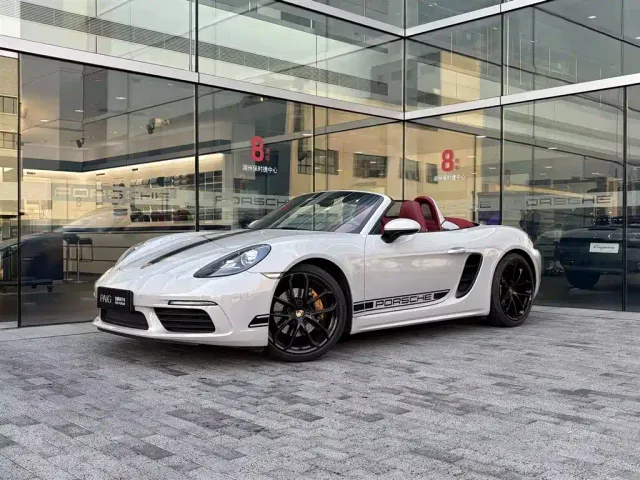 Фотография автомобиля — Porsche 718