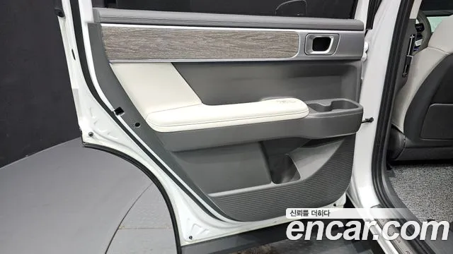 Hyundai Santafe — Фото автомобиля 24