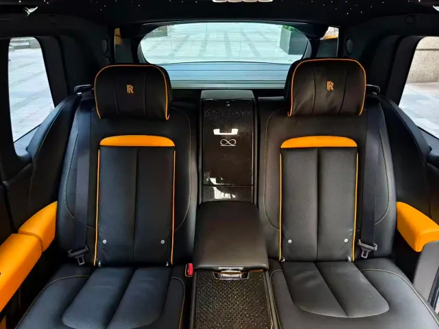 Rolls-Royce Cullinan — Фото автомобиля 6