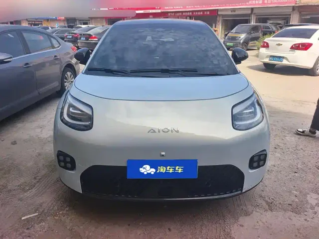 GAC Aion UT — Фото автомобиля 2
