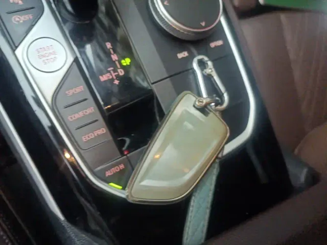 BMW 3 Series — Фото автомобиля 9