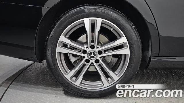 Mercedes-Benz E-Class W213 — Фото автомобиля 5