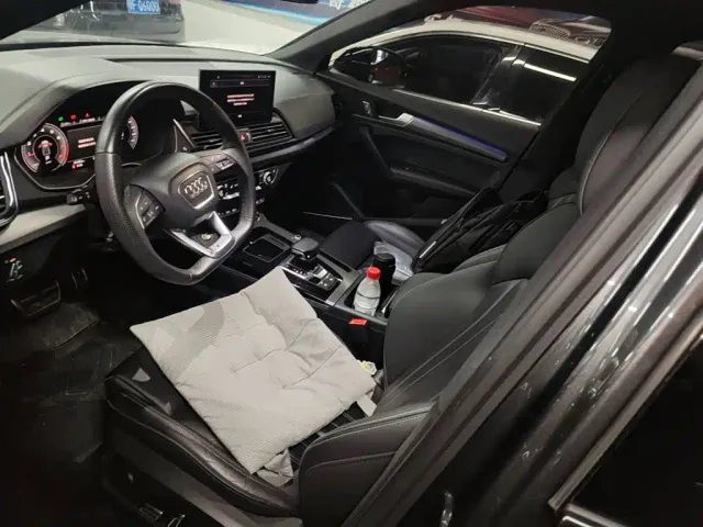 Audi Q5L — Фото автомобиля 14