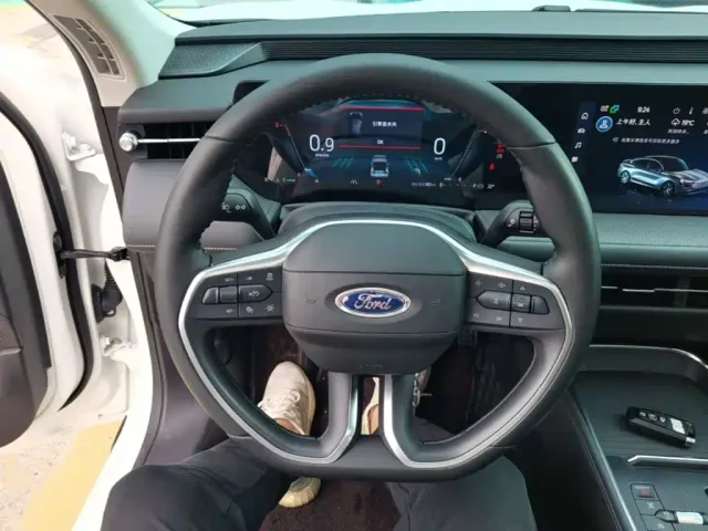 Ford Mondeo — Фото автомобиля 10