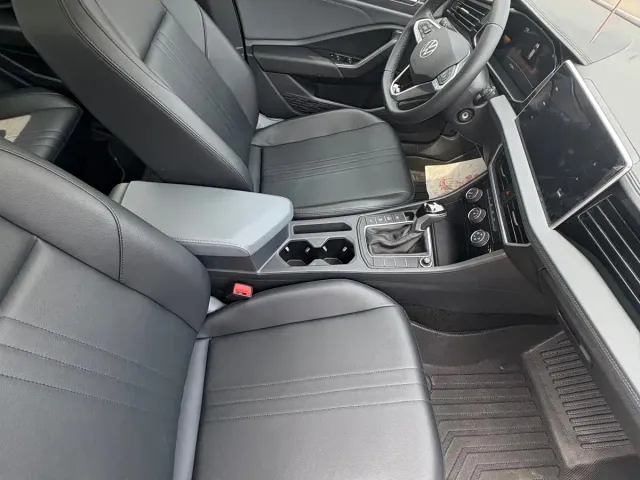 Volkswagen Sagitar — Фото автомобиля 14