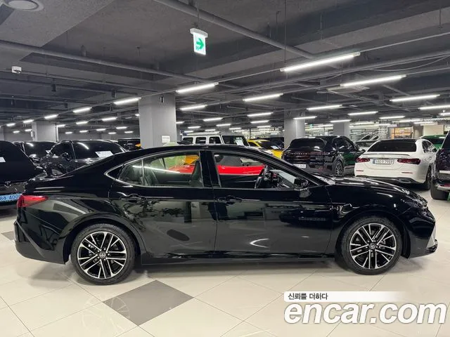 Toyota Camry XV80 — Фото автомобиля 2