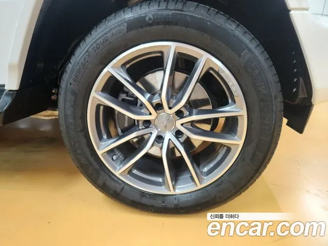 Mercedes-Benz G-Class — Фото автомобиля 3