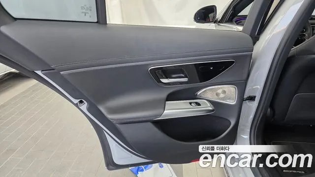 Mercedes-Benz E-Class W214 — Фото автомобиля 14