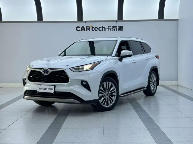 Фотография автомобиля — Toyota Highlander