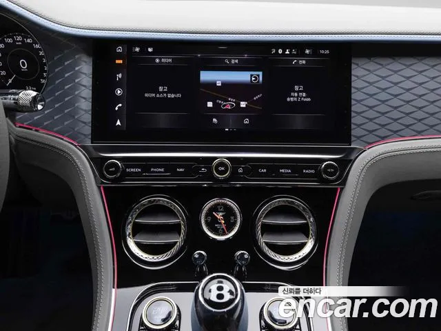 Bentley Continental — Фото автомобиля 12