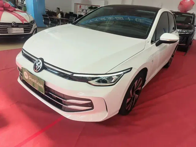 Фотография автомобиля — Volkswagen Golf