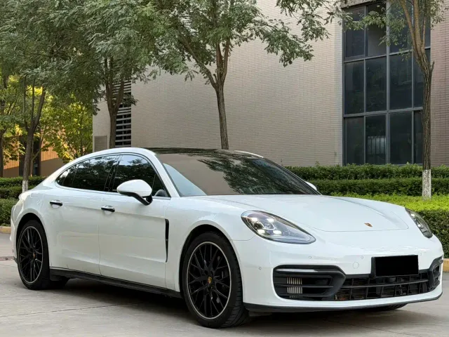 Porsche Panamera — Фото автомобиля 4