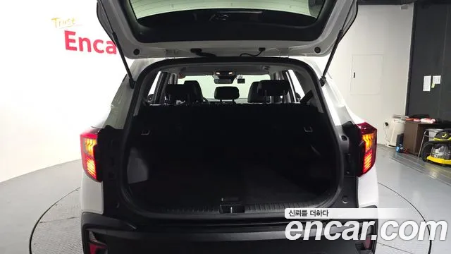 Kia Seltos Бензин 1.6 турбо 2WD — Фото автомобиля 28