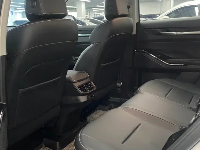 Haval H6 — Фото автомобиля 11