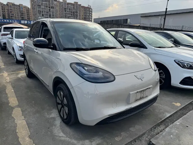 Wuling Bingo — Фото автомобиля 3