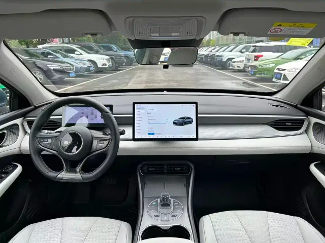 BYD Seal 05 DM-i — Фото автомобиля 6