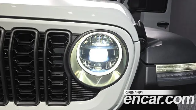 Jeep Wrangler Wrangler (JL) 2.0 Rubicon 2 двери — Фото автомобиля 8