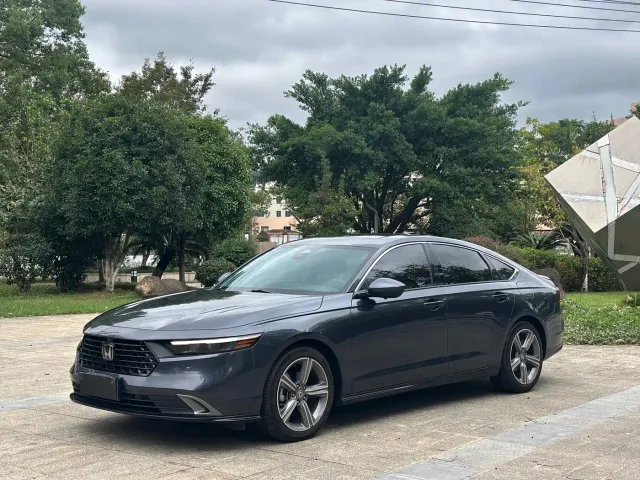 Фотография автомобиля — Honda Accord